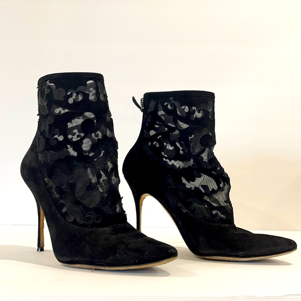 Authentic Manolo Blahnik Mesh Suade Boot